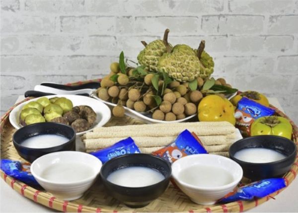 Mâm lễ cúng chúng sinh.