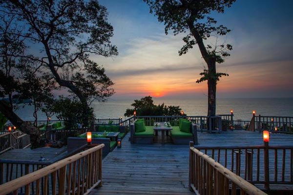 Resort Thái Lan nơi bạn được phục vụ bữa ăn lơ lửng giữa rừng