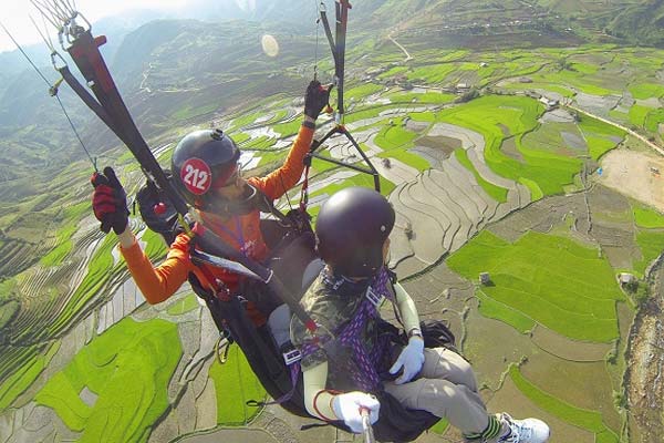 Xuýt xoa trước mùa nước đổ Mù Căng Chải đẹp như 