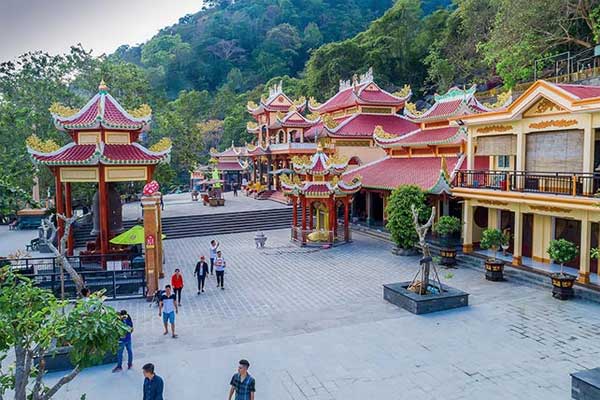 Đường lớn đã mở, Tết này đi lễ Chùa Bà Đen ‘dễ thở’ hơn xưa