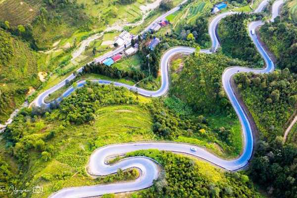 Mã Pí Lèng – vua của những cung đèo trên Hà Giang