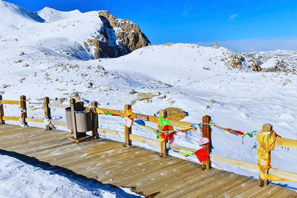 Tour Thành Đô – Tùng Bình Câu – Đạt Cổ Băng Xuyên