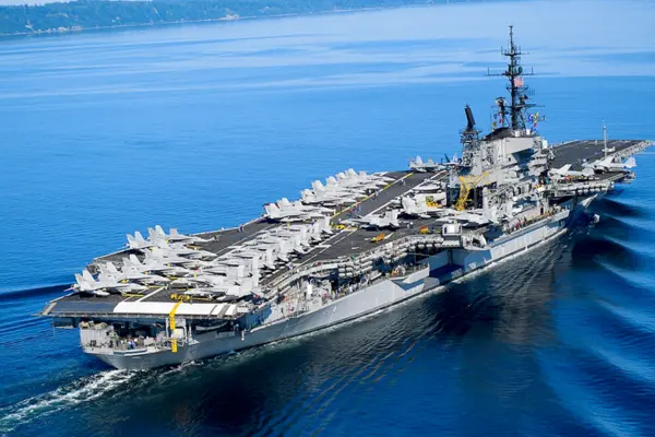 Bảo tàng hàng không mẫu hạm USS MIDWAY