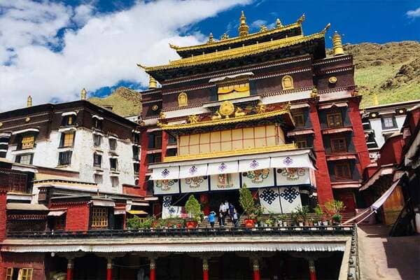 TOUR TAY TẠNG