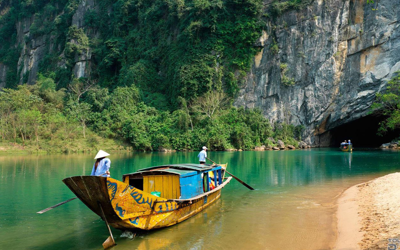 HUẾ
