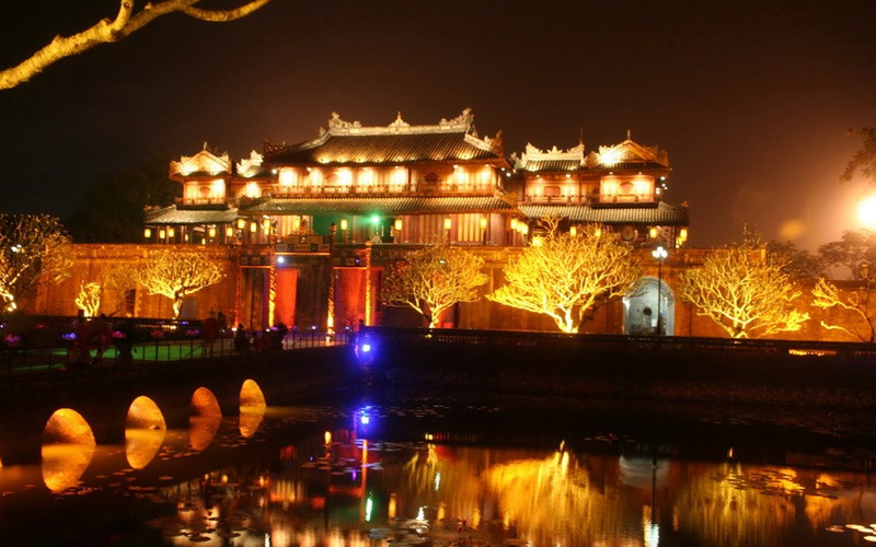 HUẾ