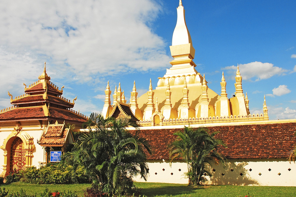 TOUR LAO