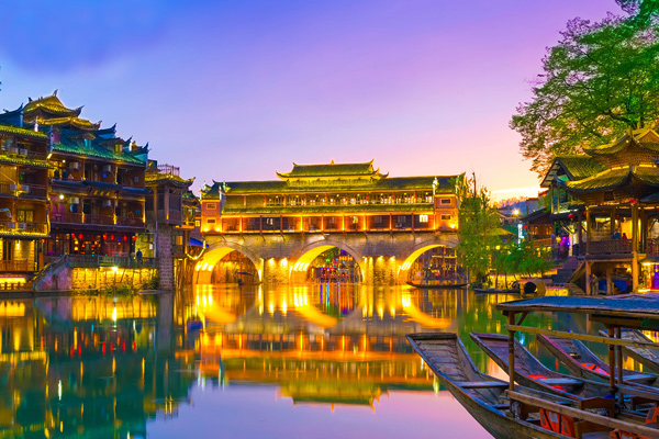 TOUR PHƯỢNG HOÀNG CỔ TRẤN