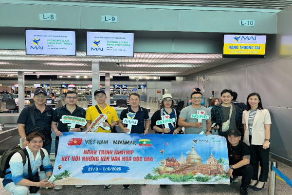 TOUR MYANMAR