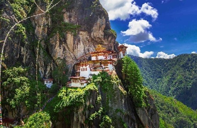 TOUR BHUTAN