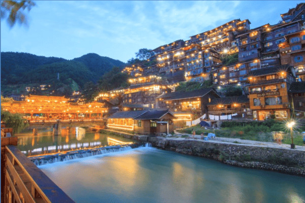 Tour Quý Dương – Tây Giang – Trấn Viên Cổ Thành (5N5Đ) — No Shopping