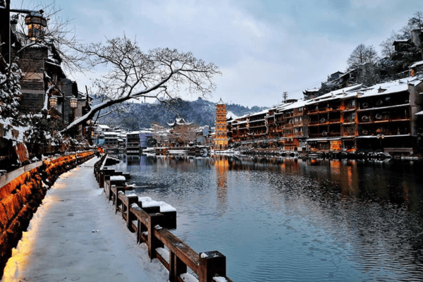 Du lịch Ân Thi – Trương Gia Giới – Phượng Hoàng Cổ Trấn 6N5Đ | Bay Vietjet Air