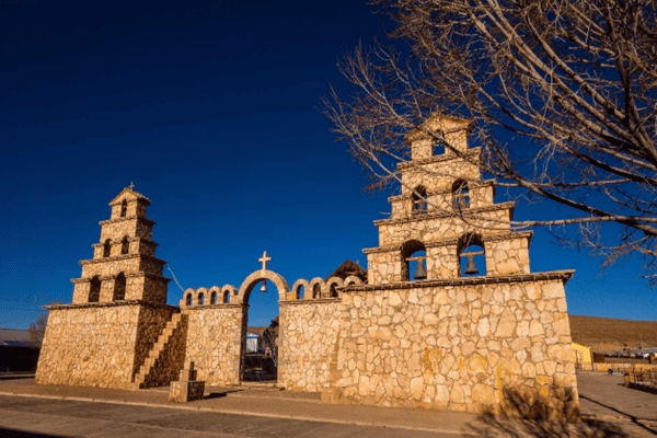 KHÁM PHÁ NAM MỸ ĐẶC BIỆT: HỒ TITICACA – CÁNH ĐỒNG MUỐI UYUNI – ĐẢO PHỤC SINH