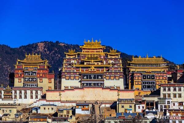 TOUR LE GIANG - DAI LY