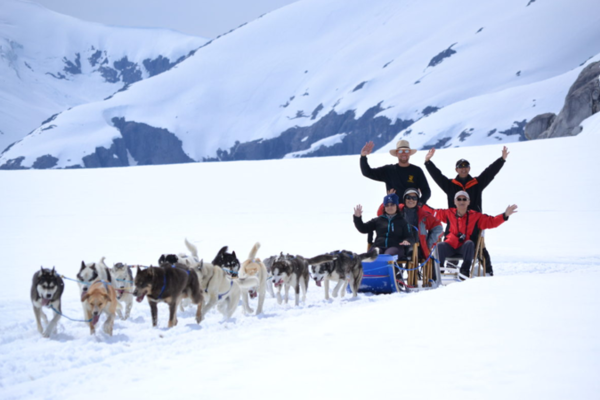 Tour Mỹ – Canada 13N12Đ | Alaska – Rocky Mountain – Du Thuyền 5 Sao | Khám Phá Sông Băng & Núi Tuyết