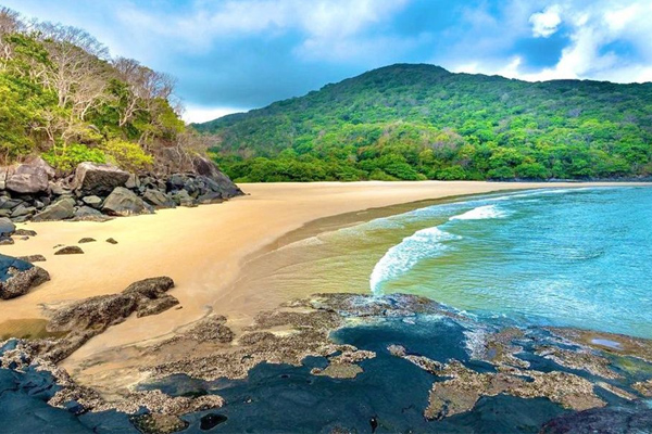 TOUR THAM QUAN VÙNG ĐẤT TÂM LINH CÔN ĐẢO (2N1Đ)