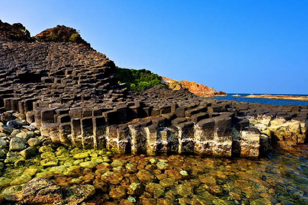 Tour Du Lịch Quy Nhơn – Phú Yên 3N2Đ: Khám Phá Vẻ Đẹp Hoang Sơ & Biển Xanh